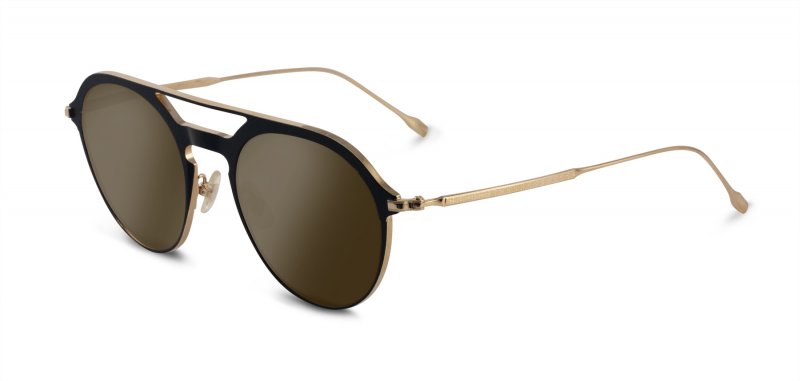 فندي<br />
<em>من موقع </em><em>Net-A-Porter</em>