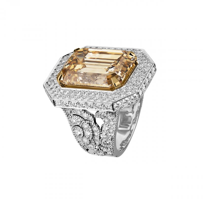 <strong>CHANEL</strong>, Le Paris Russe de CHANEL high jewelry collection, Sarafane ring