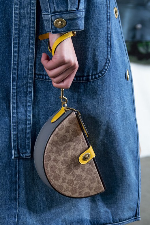 Stunning Accessories Take over New York&rsquo;s Runways
