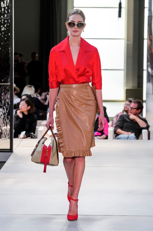 شروط إطلالات العمل المواكبة للموضة في خلال فصل الصّيف
