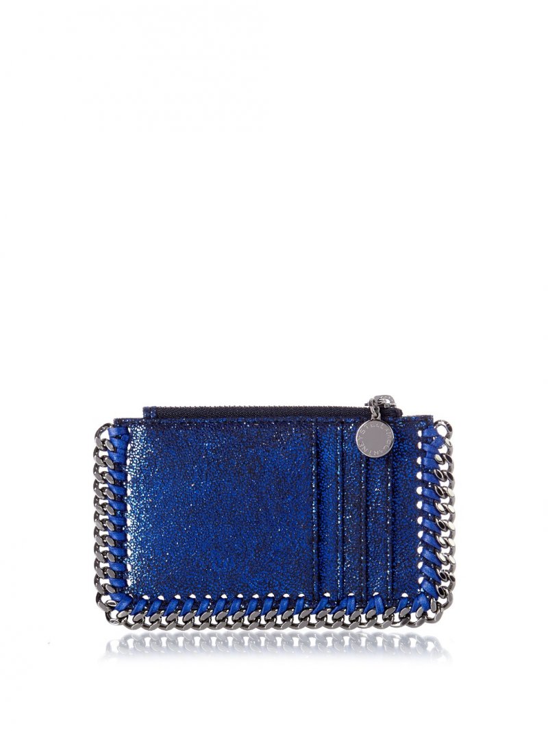 غوتشي<br />
<em>من موقع</em> <em>Matches Fashion</em><br />
&nbsp;