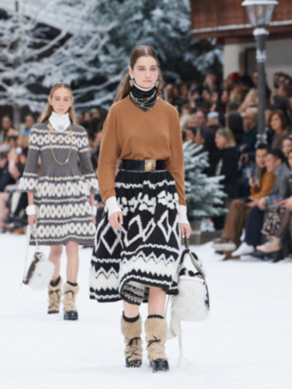 شتاء شانيل-يّ
