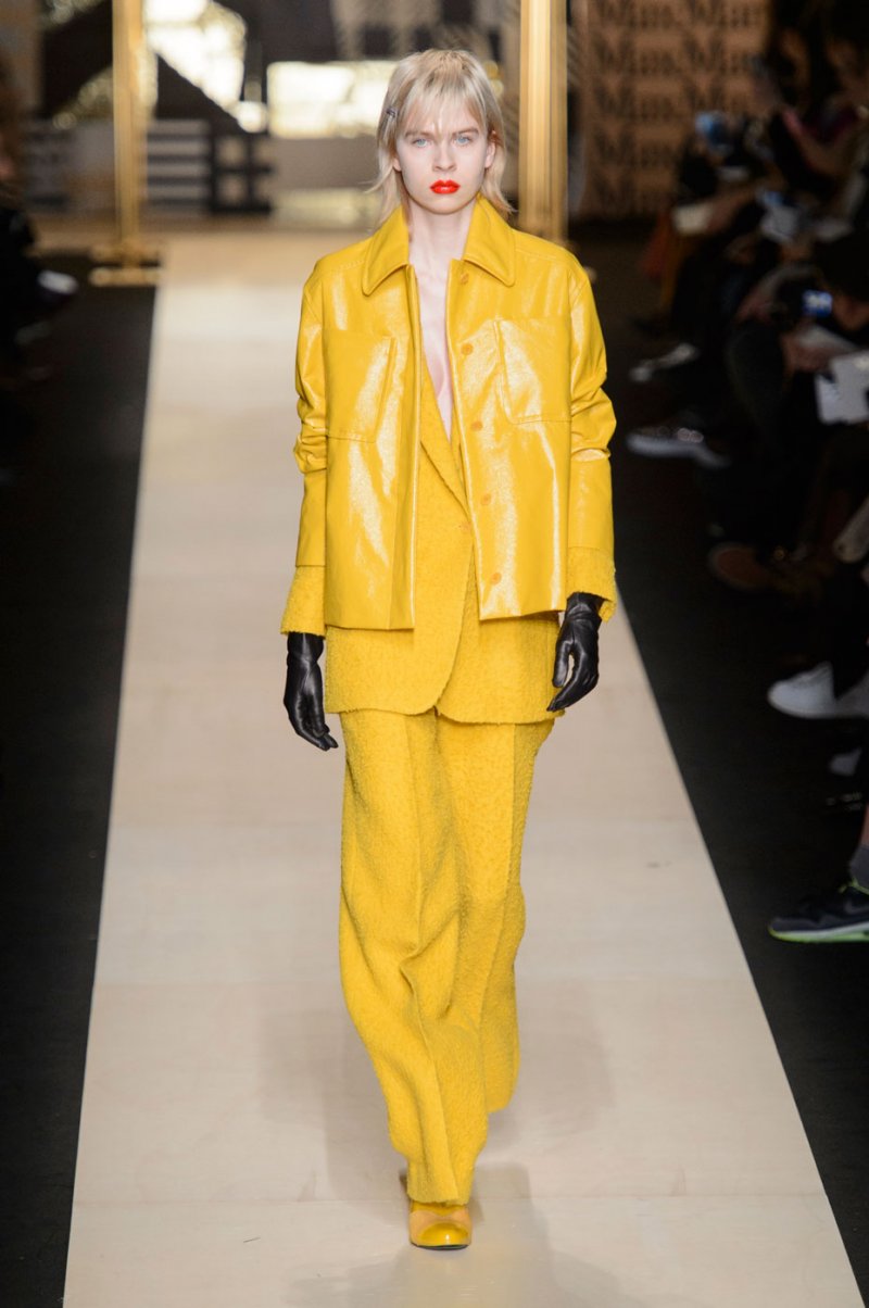 فالنتينو<br />
&nbsp;