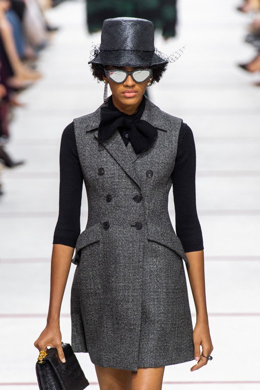 شانيل&nbsp;<span dir=LTR>CHANEL</span><br />
&nbsp;