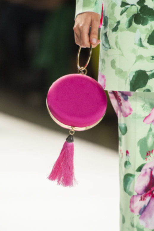 Badgley Mischka<br />
&nbsp;