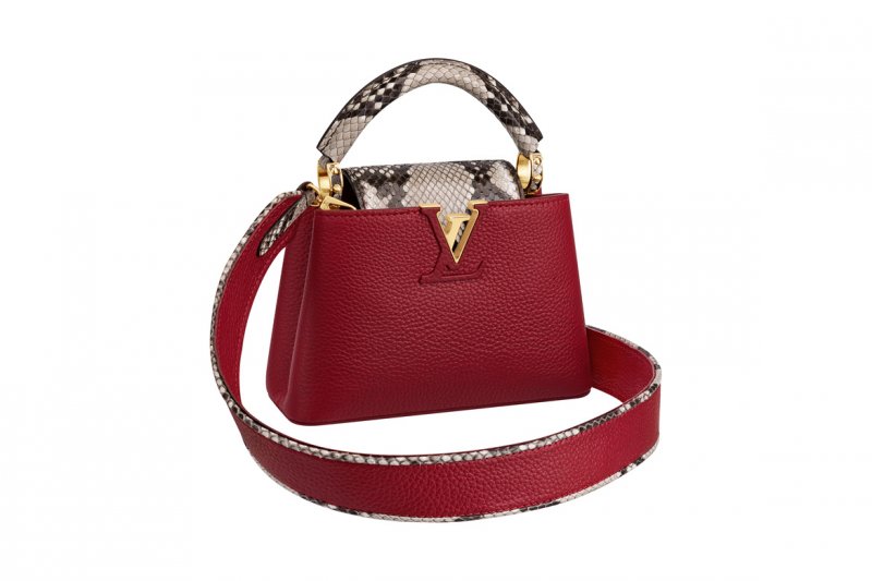 Louis Vuitton bag<br />
&nbsp;