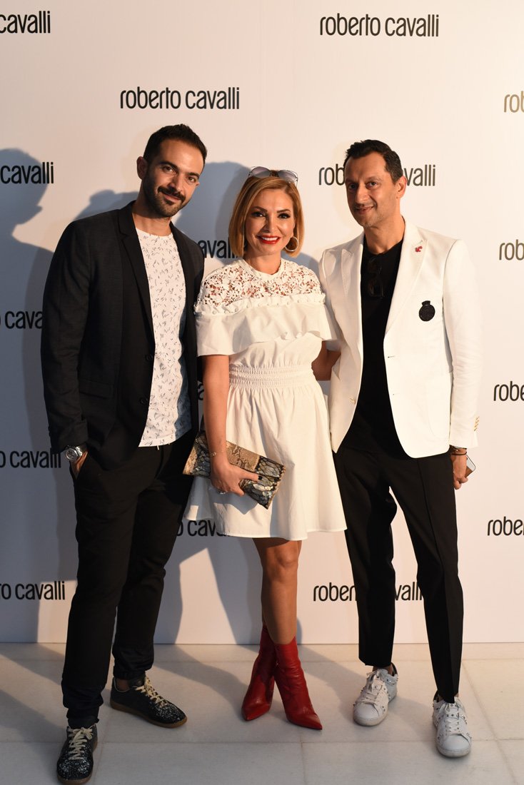 رولان موريه<br />
<em>من موقع </em><em><span dir=LTR>Net-A-Porter</span></em><br />
&nbsp;