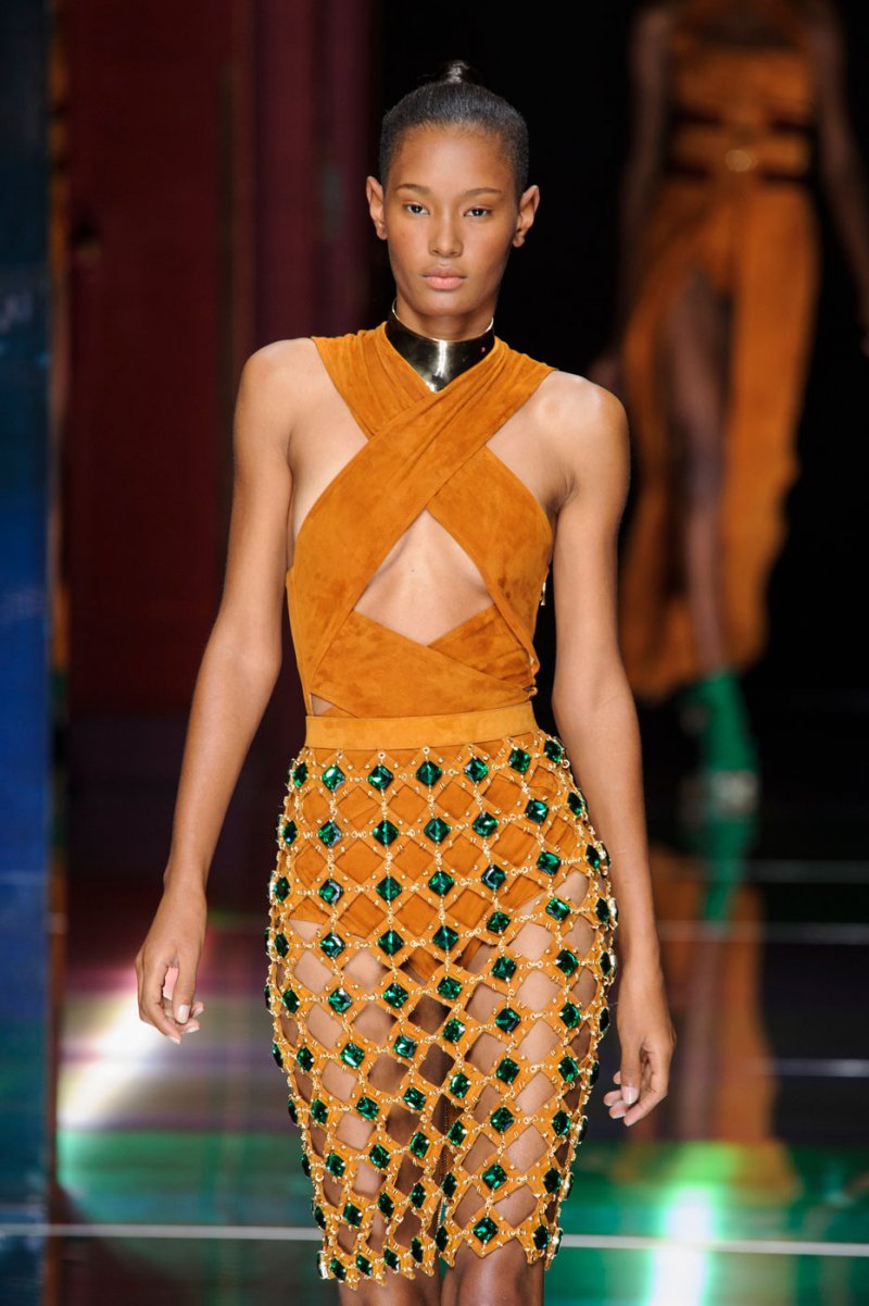 جوانا نورونها وكارمن بورغونوفو وليزا أيكن وريتو أوبادهياي وأمينة موادّي وسارا باتاغليا وكارمن مارتش<br />
&nbsp;