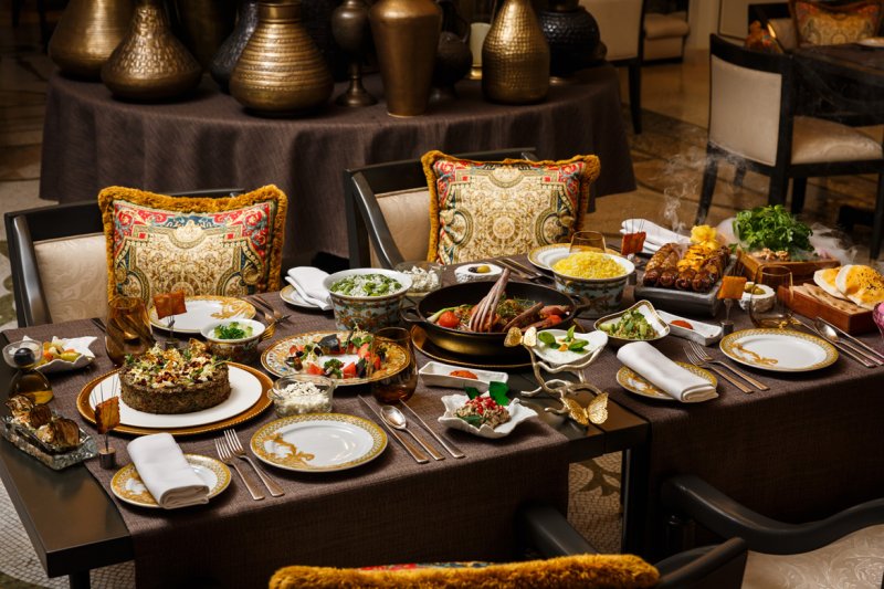 <p>Grandeur reigns supreme at <strong>Palazzo Versace Dubai</strong>. With the concept of stylish celebration in mind, expect international cuisine at Il Giardino’s dinner on the 24th of December, a festive brunch with Santa on December 25 and so much more.</p>