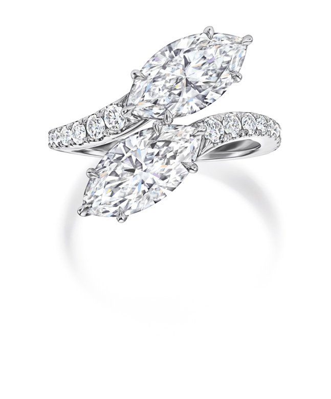 <strong>Harry Winston</strong> ring<br />
 