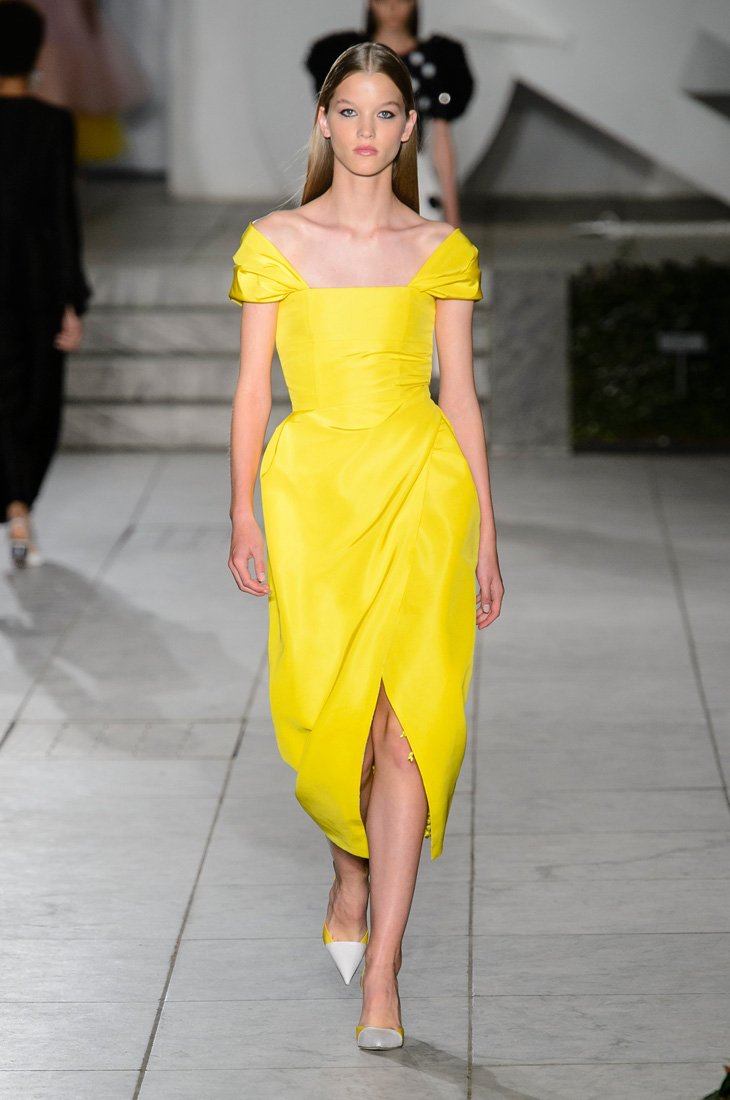 ساعتا <span dir=LTR>Happy Sport Oval</span> و <span dir=LTR>&nbsp;Happy Sport</span><br />
سواء أزيّنتْ علبة دائريّة أم بياضويّة، تستولي حبّات الماس بطابعها المرح على ساعات<strong><span dir=LTR>Happy</span></strong><span dir=LTR> <strong>Sport</strong></span> التي عرّفتنا إليها شوبارد هذه السّنة.