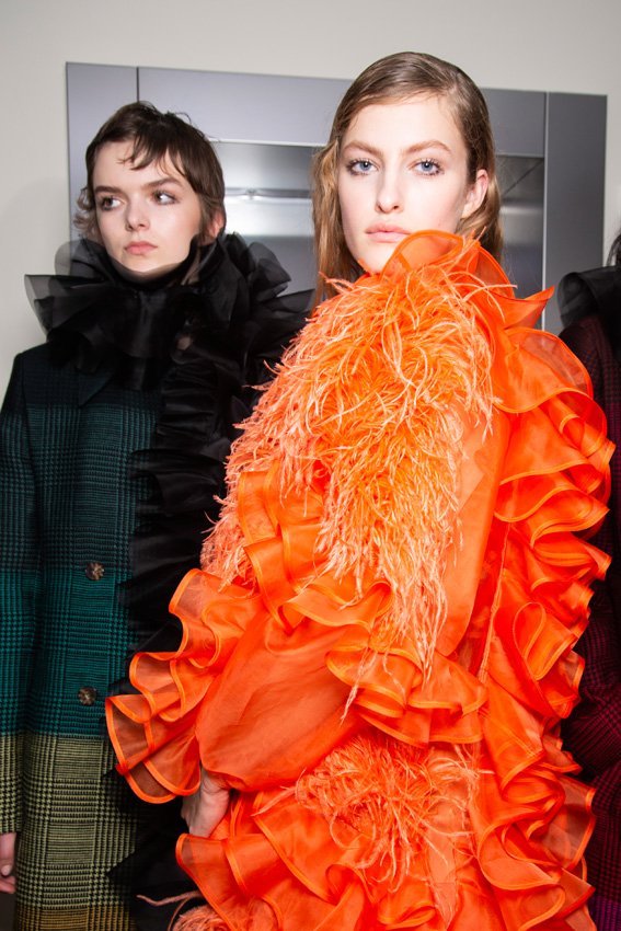 أكريس<br />
&nbsp;