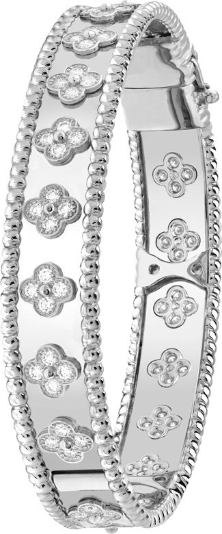Perlée Clovers bracelet in white gold and diamonds<br />
 