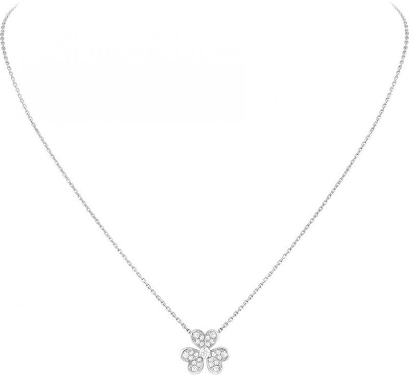 <strong>Van Cleef & Arpels</strong>, Frivole necklace<br />
 