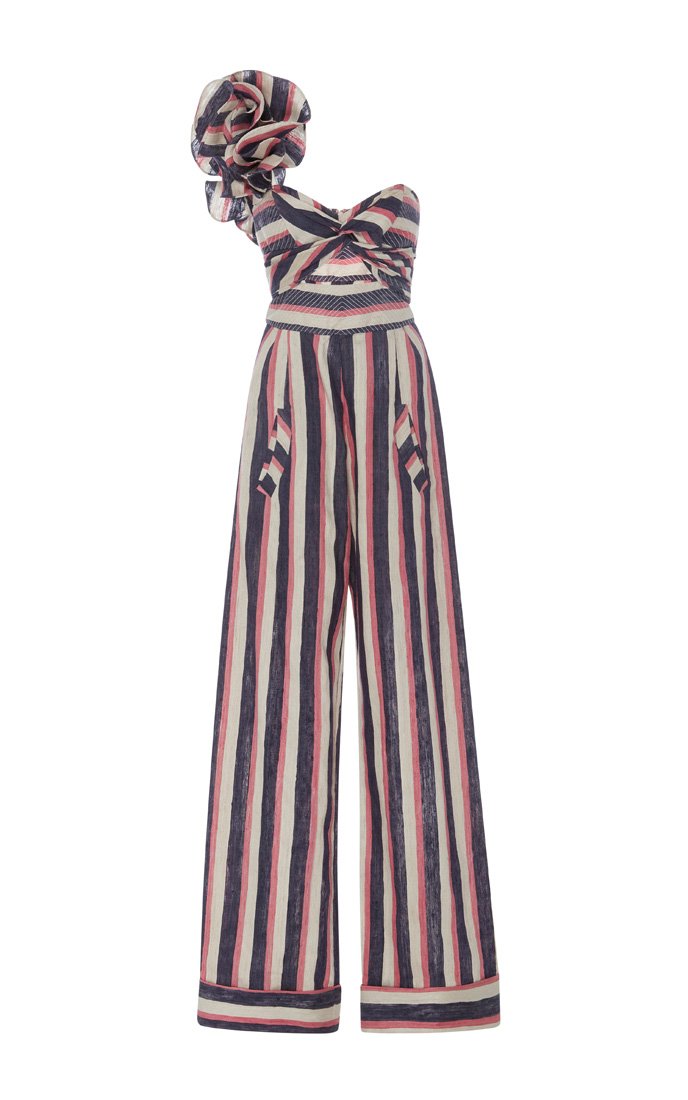 سوار من <strong>مارلي نيويورك</strong><br />
<em>متوفّر لدى هارفي نيكلز &ndash; دبي وبلومينغديلز</em><br />
&nbsp;