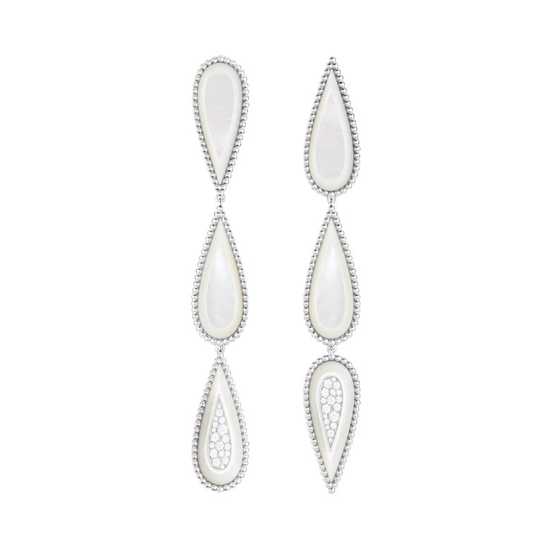 Goutte de Silence earrings<br />