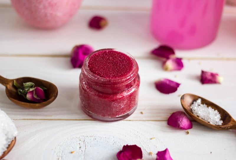To get a great face scrub, finely mix ground dried rose petals, dried chamomile and oats, with full-fat powdered milk and rose essential oil. Use them to scrub your face in circular motion for 10 minutes.