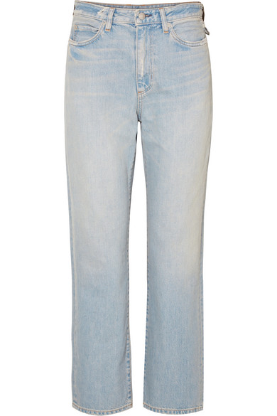 أوسكار دي لا رينتا<br />
<em>من موقع مودا أوبيراندي</em><br />
&nbsp;