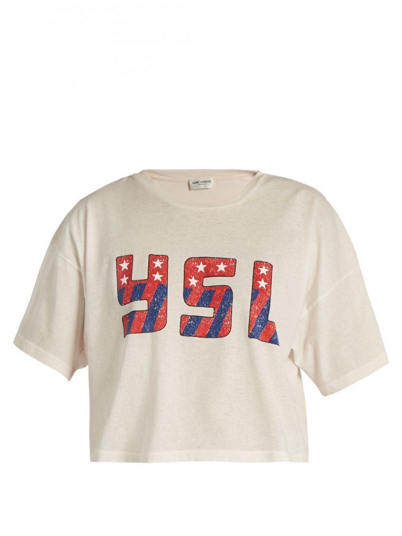 <strong>-إيمّا ستون</strong> في فستان من <strong>لويس فويتون</strong><br />
&nbsp;