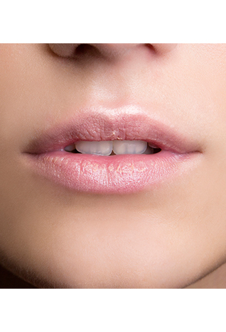 <strong>فساتين ذات أكمام قصيرة </strong><br />
<br />
ماركيزا