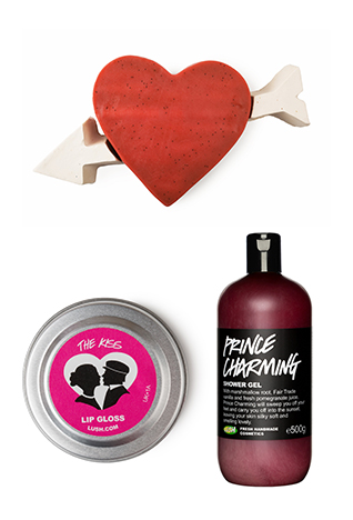 الممثّلة <strong>أوديت أنابل</strong> ترتدي خواتم بورجيوني الماسيّة إلى حفل عشاء Hollywood Domino السّنوي الثّامن