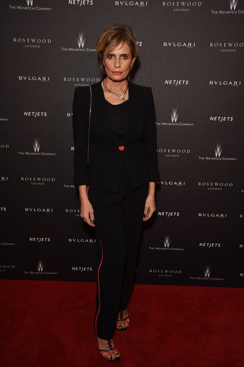 فرساتشي، عقد Virya الطّويل<br />
<em>متوفّر لدى متجر هارفي نيكلز-دبي</em>