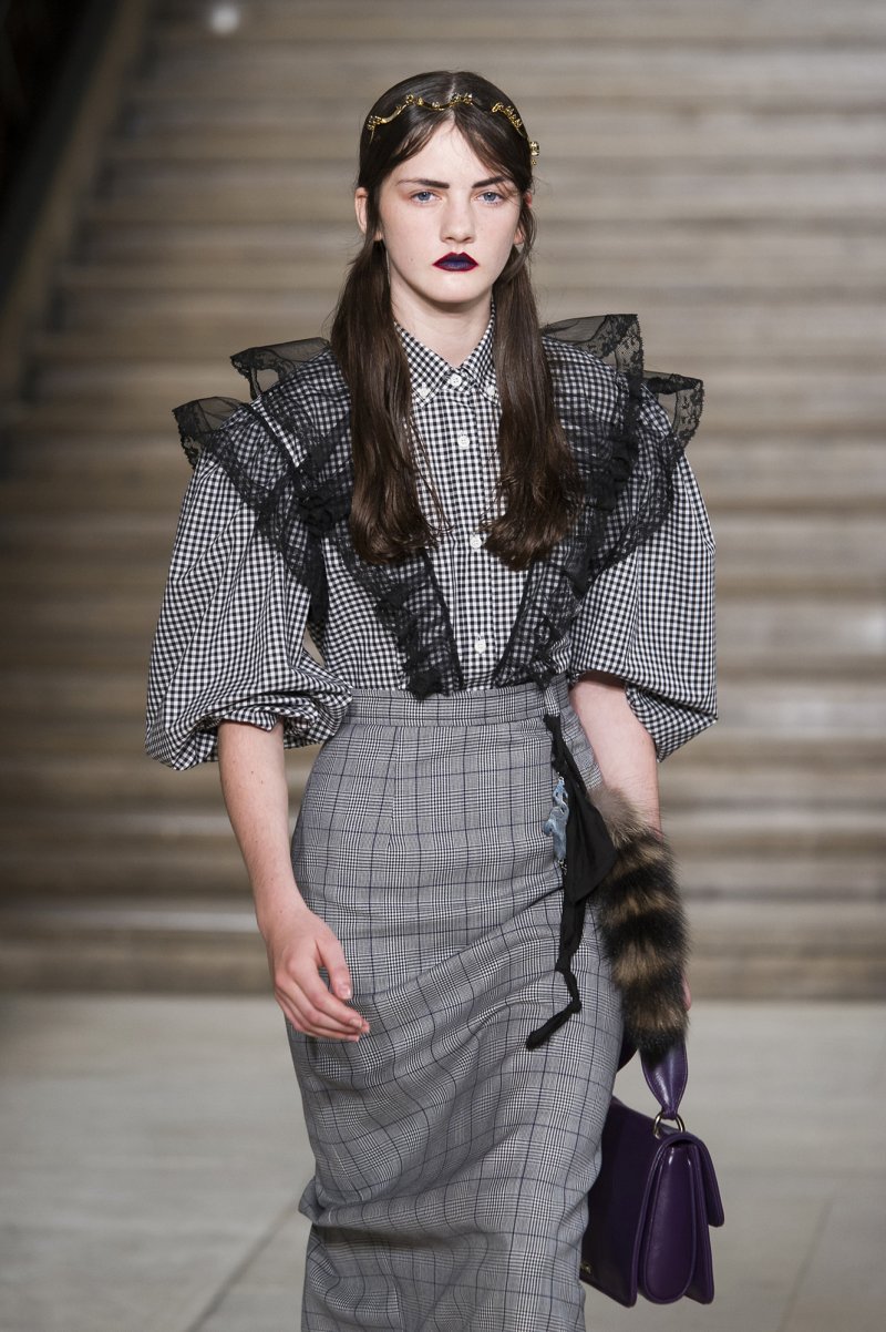 	Miu Miu<br />
&nbsp;	