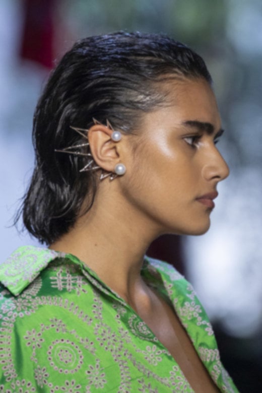 New York&rsquo;s Runways Steal the Lights with These Accessories&nbsp;
