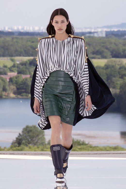 A Dose of Positivity from Louis Vuitton’s Cruise 2022 Collection
