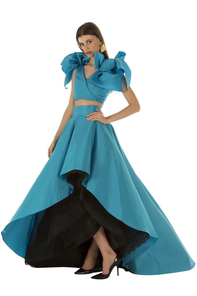 <strong>بوبي ديليفين </strong>في إطلالة من<strong> بوتيغا فينيتا </strong><br />
&nbsp;