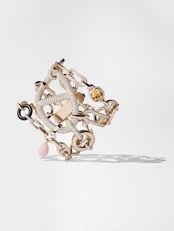 دار&nbsp;<span dir=LTR>Herm&egrave;s</span><br />
&nbsp;