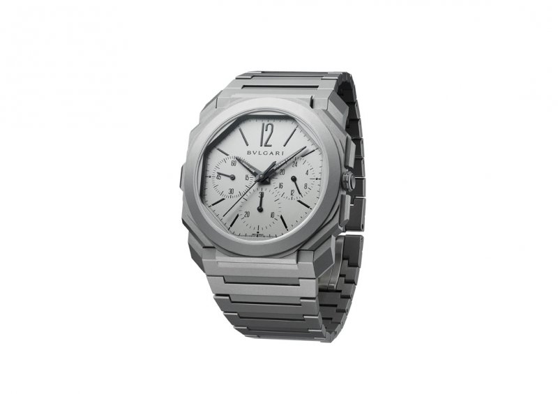 <strong>Bvlgari, Octo Finissimo Chronograph GMT Automatic watch</strong><br />
Although this Bvlgari timepiece hasn’t been around for more than 17 years, it has managed to make headlines by breaking five world records with its Octo Finissimo Chronograph GMT Automatic edition – which makes it an icon in its own right. Featuring the thinnest ever mechanical Chronograph in watchmaking history, being an automatic watch with a GMT function and a record-setting 3.3mm thinness are some of the characteristics that gives it such an important place in the industry.