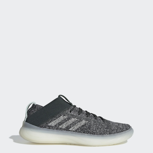 <strong>Adidas</strong>, Pureboost training shoes for her<br />