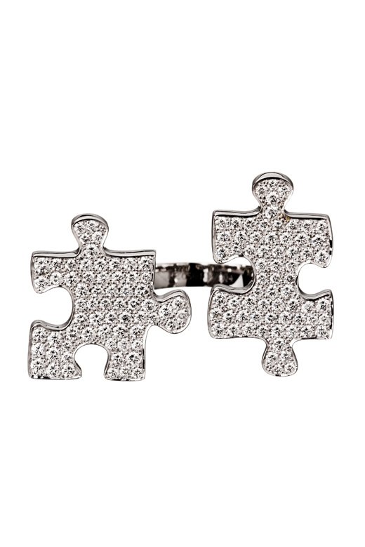 <strong>Akillis</strong>, Puzzle ring<br />
 