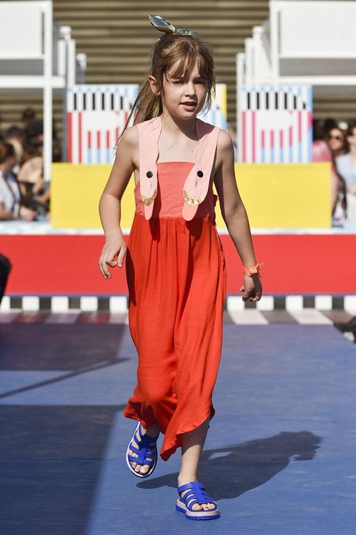 وسادة من تعاون&nbsp;<strong>دولتشي أند غابانا</strong>&nbsp;والدي جي&nbsp;<strong><span dir=LTR>Khaled Khaled</span></strong><br />
&nbsp;