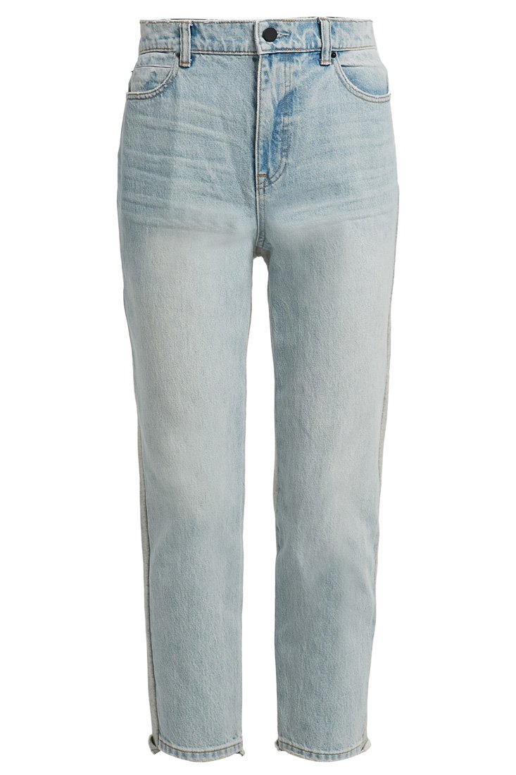 علامة <span dir=LTR>Racil</span><br />
<em>من موقع </em><em><span dir=LTR>Mytheresa.com</span></em><br />
&nbsp;