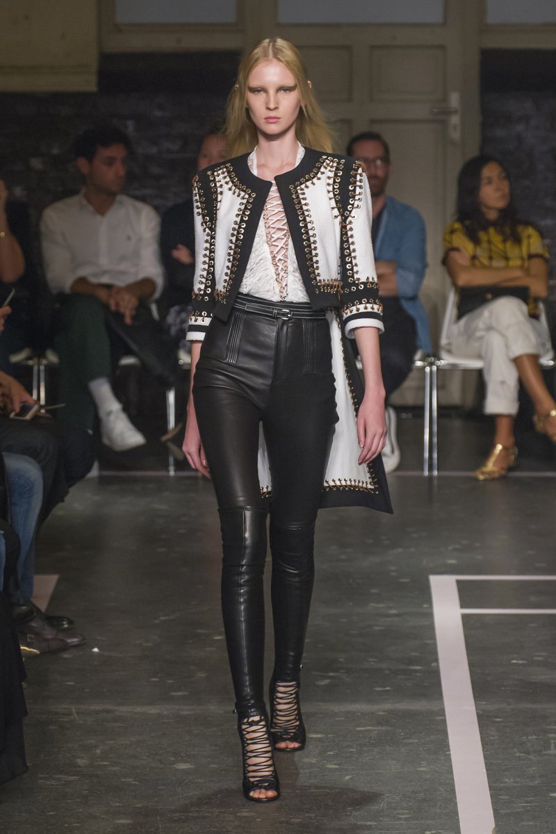 <strong>دافيدوف،</strong> عطر Horizon Extreme<br />
&nbsp;