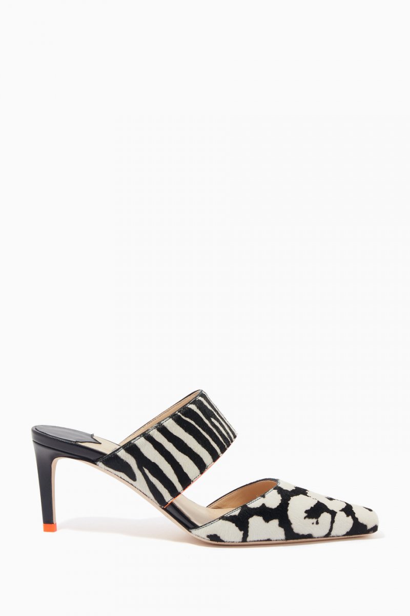 Jimmy Choo<br /> <em>Available at Ounass</em><br />
&nbsp;