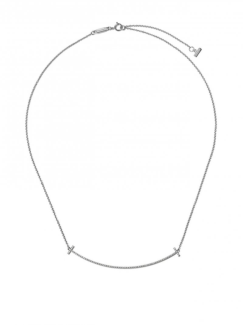 <strong>Tiffany & Co.</strong>, Smile pendant<br /> <em>Photo Courtesy of Farfetch </em><br />
 