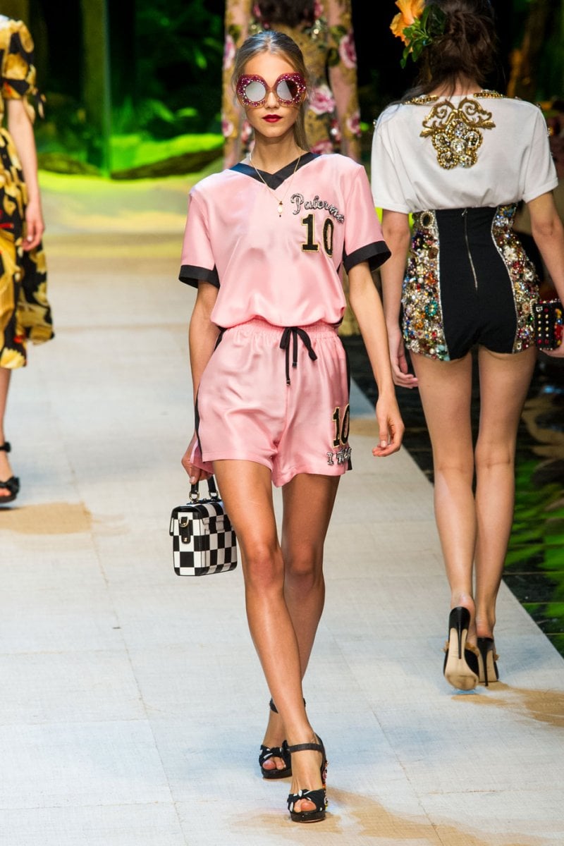 بيلّا حديد ويولاندا حديد<br />
&nbsp;