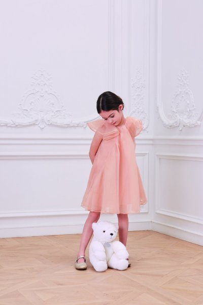مجموعة علامة Baby Dior لخريف وشتاء 2017-2018
