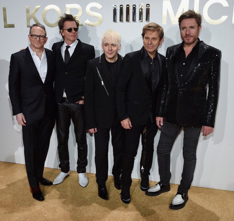 أقراط Josephine من شوميه<br />
&nbsp;