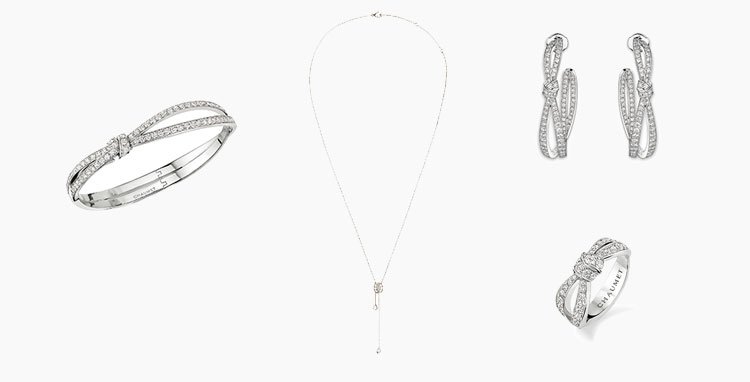 <strong>Chaumet</strong>, Liens Séduction earrings, pendant, bracelet and ring<br />
 