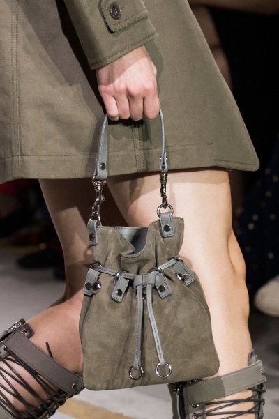 MFW: Close-Up Accessories
