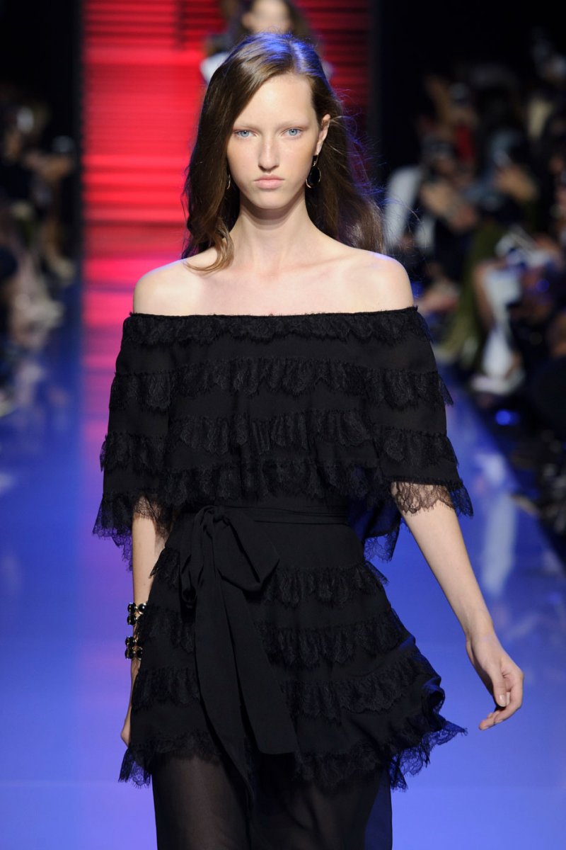 نينا ريتشي<br />
&nbsp;