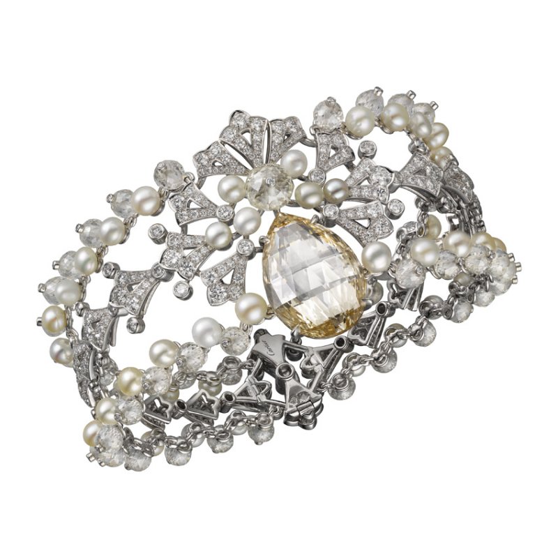<strong>Cartier</strong>, Cartier Magicien high jewelry collection, Magie Blanche bracelet featuring a 10.90-carat fancy brown-yellow pear-shaped rose-cut diamond