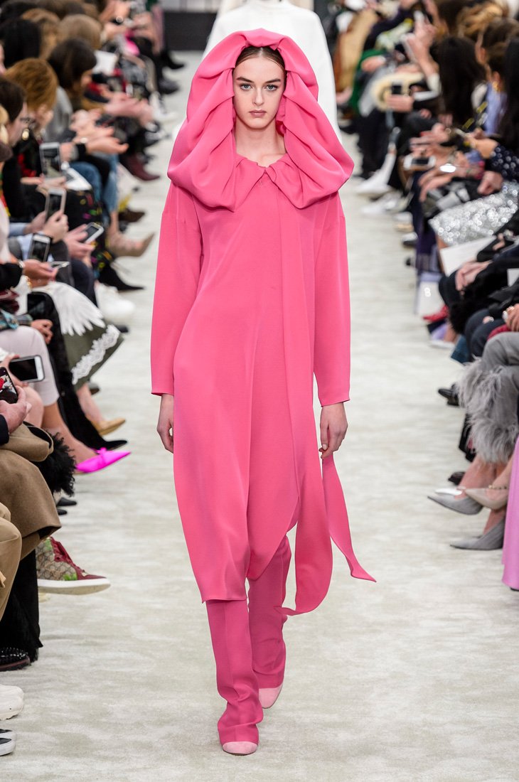 فالنتينو<br />
&nbsp;