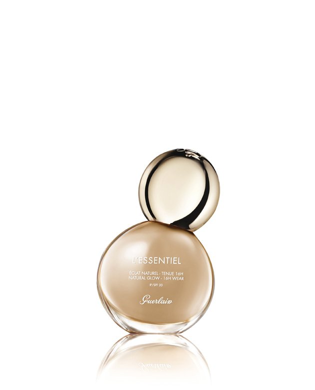 With buildable coverage, hydration, balance and protection being what sets it apart, <strong>Guerlain</strong>’s <strong>L’Essentiel</strong> foundation reinvents the combination of makeup with skincare benefits. With its light to medium coverage, it will give your skin a silky smooth texture like no other!