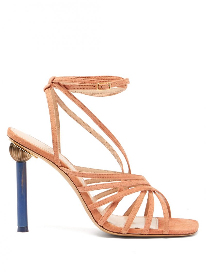 Jacquemus<br /> <em>Via Matches Fashion</em><br />
&nbsp;