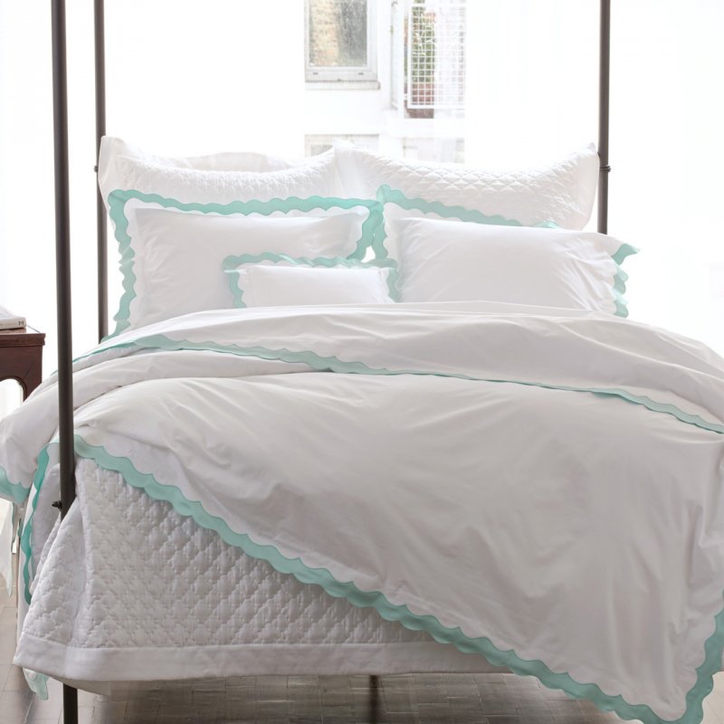 <strong>AFK Furniture</strong>, Lorelei bed linens by Matouk<br />
